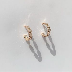 MINI GOLD HOOPS SMALL GOLD HOOPS GOLD FILLED HOOP​​​​​​​​​​​​​​​​​​​​​​​​​​